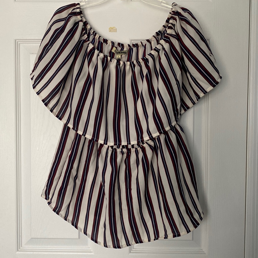 Off Shoulder Tramp Blouse